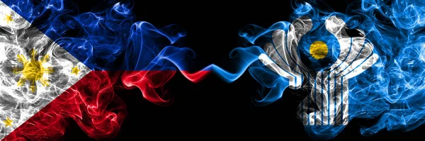 Filipinler, Filipinler, Bağımsız Devletlere karşı yan yana duman bayrakları.