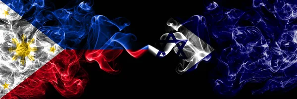 フィリピンフィリピン対イスラエル海軍煙旗を並べて — ストック写真