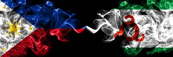Filippijnen Filippijnen Rusland Russen Ingoesjetië Roken Vlaggen Zij Aan Zij — Stockfoto