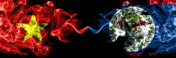 Vietnam, Vietnamlılar Belize 'ye karşı, Belize duman bayrakları yan yana.