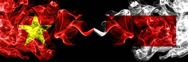 Vietnam, Vietnamlılar BAE 'ye karşı Birleşik Arap Emirlikleri, Şeriat bayrakları yan yana tütüyor.