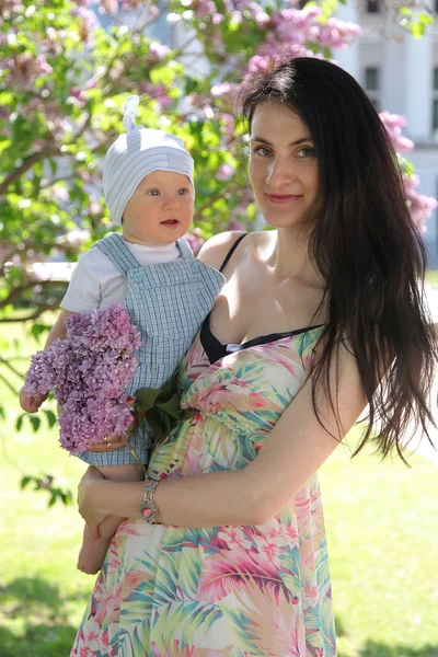 Madre con hijo — Foto de Stock