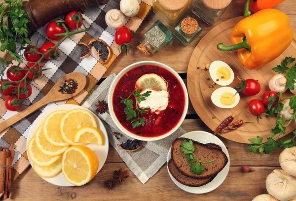 Red beet soup — Stock Photo, Image