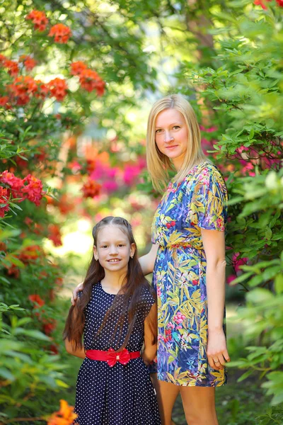 Mutter mit Tochter — Stockfoto