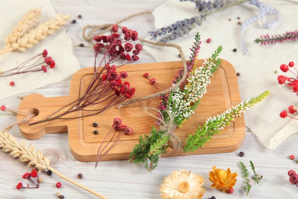 Herfst samenstelling op tafel — Stockfoto