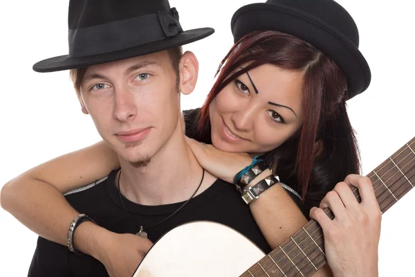 Retrato de jóvenes músicos con guitarra — Foto de Stock