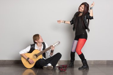 müzikal sa Buskers vardır