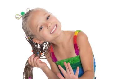 Kız onun dreadlocks elele