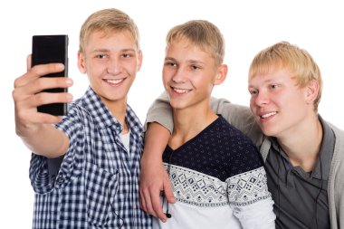 Genç çocuklar kendi kendine smartphone al
