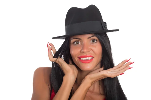 Retrato chica con pelo negro en un sombrero — Foto de Stock