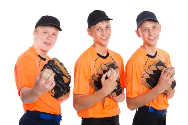 Jongens in de vorm van een honkbal spel — Stockfoto