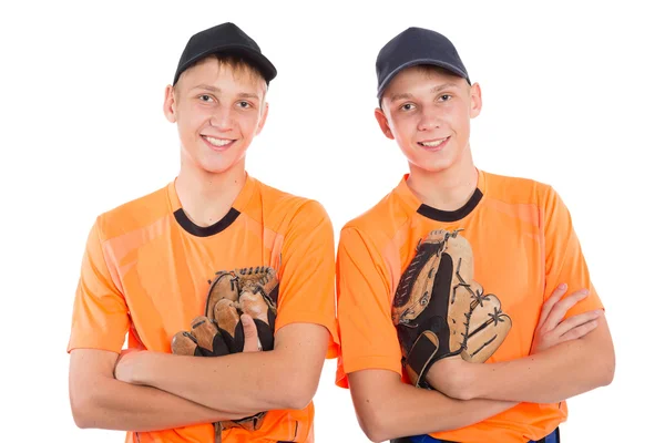 Bracia bliźniacy w formie gry baseball — Zdjęcie stockowe