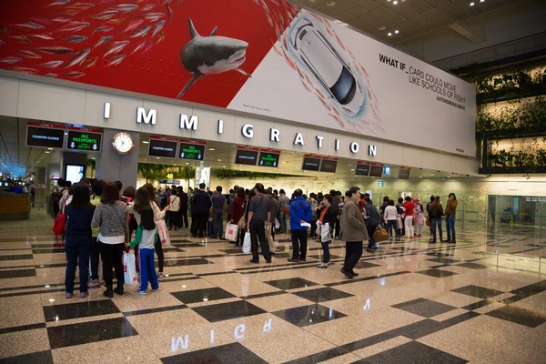 Na mezinárodní letiště Changi v Singapuru — Stock fotografie