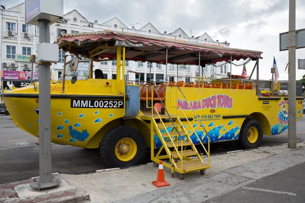 Duck tours this tourist attraction in Malacca — Stock Photo, Image