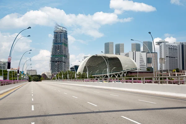 Esplanade Drive s výhledem na Singapur — Stock fotografie