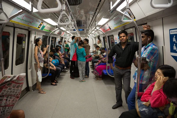 People in train subway Singapore — Stock Photo, Image