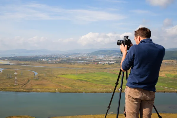 Fotografo per girare la città di Nakhodka — Foto Stock