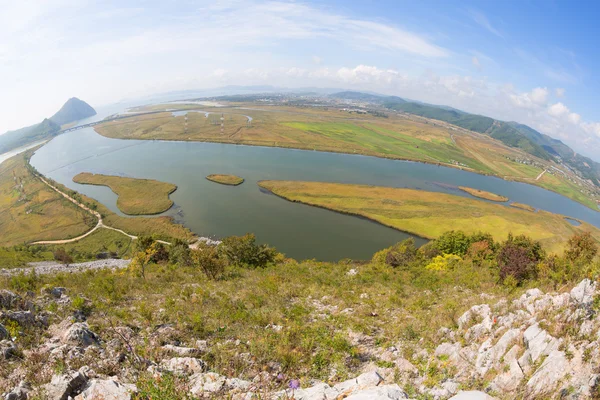 Vista do Golfo Nakhodka e cidade de Nakhodka, Rússia — Fotografia de Stock