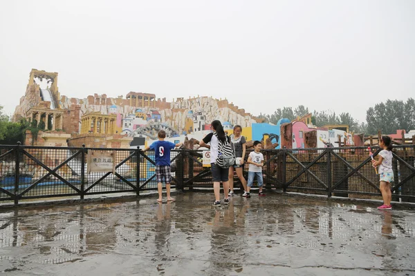 幸せな谷の北京での水の乗り物 — ストック写真