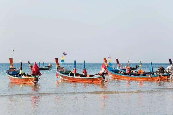 Rejs łodzią na plaży — Zdjęcie stockowe