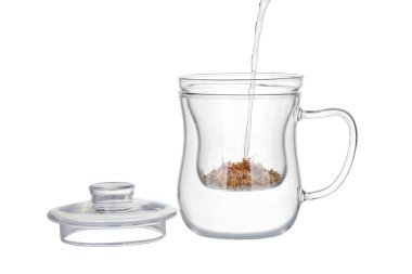 Papatya çayı hazırlanması.