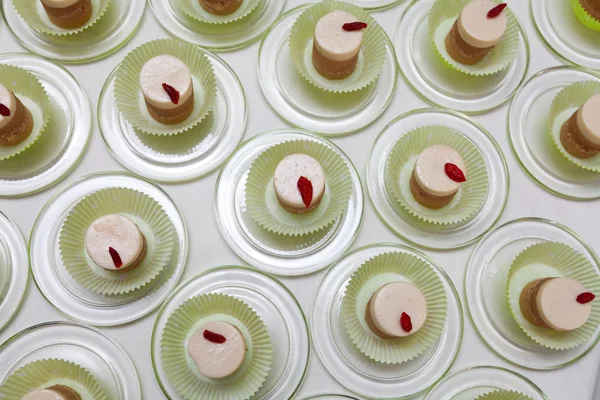 Vegane Apfel-Cupcakes ohne Backen — Stockfoto