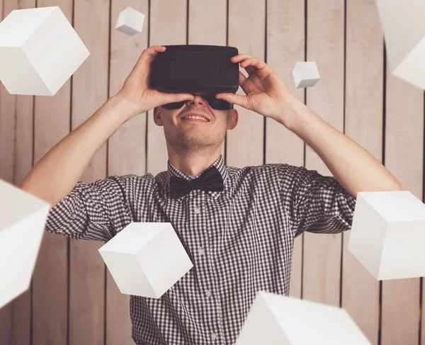 Man in VR glasses — Stock Photo, Image