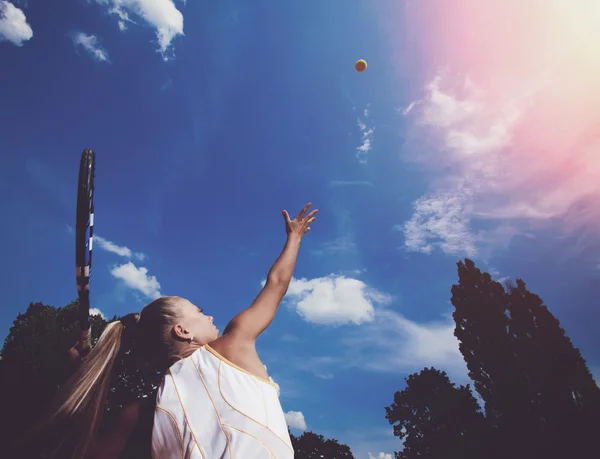 Sportieve tennis speler vrouw — Stockfoto