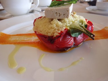 Tatlı biber dolması