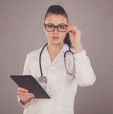 Notlar sıkı hemşire tarafından