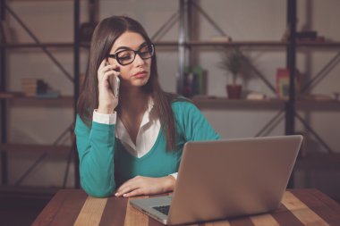 Telefon ile serbest meslek sahibi olduğunu