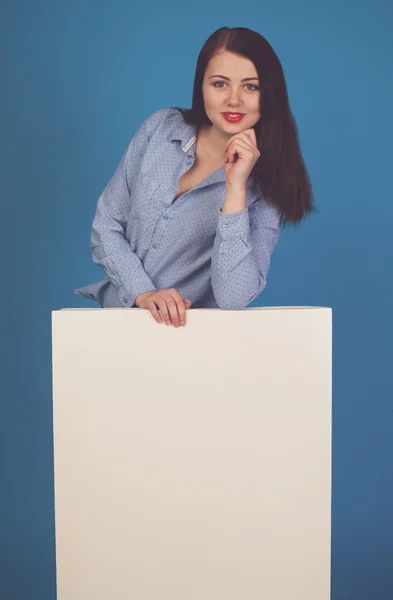 Frau in Blau und Leinwand — Stockfoto