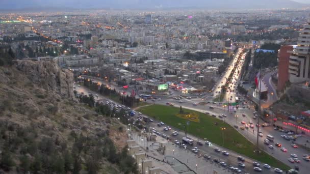Tampilan malam Shiraz, Iran — Stok Video