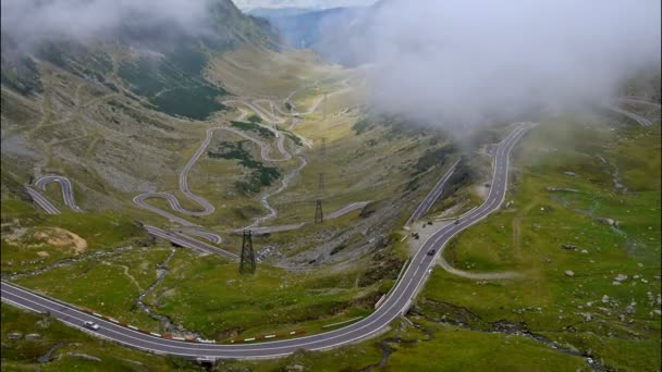 Transfagarasan bergweg, Roemeense Karpaten. Timelapse — Stockvideo