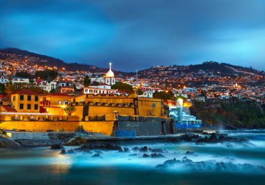 Eski kale Fortaleza de Sao Tiago görüntüleyin. Funchal, Madeira, Por