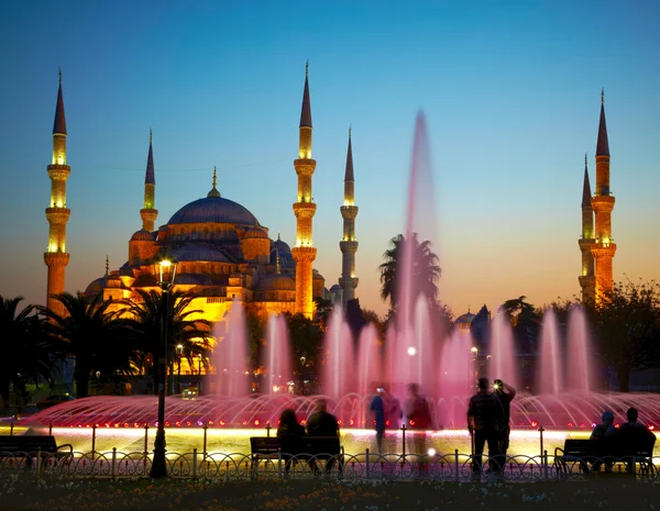 Sultan Ahmet Camii (Mezquita Azul). Estambul, Turquía — Foto de Stock