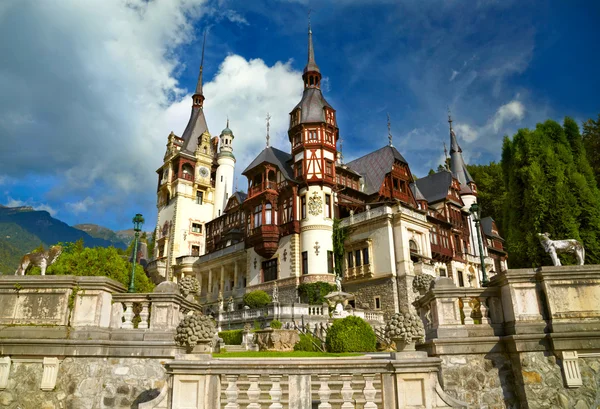 Pelesh slott, Rumänien — Stockfoto