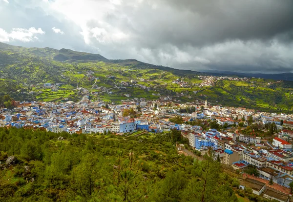 Cidade azul Chefchaouen, Marrocos. Vista para pássaros — Fotografia de Stock