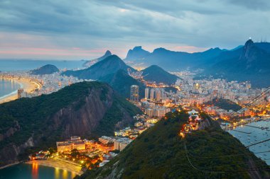 Rio de Janeiro, Brezilya gece görünümü