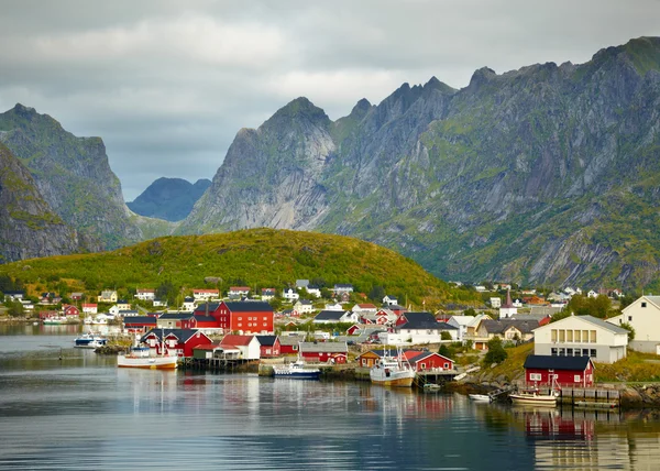 Рен рибальське село. Прибуття островів, Норвегії — стокове фото