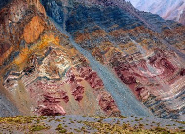 Renk dağlarda Aconcagua Milli Parkı. Andes, Arjantin