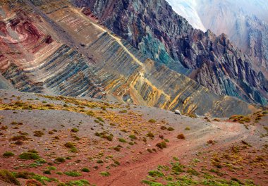 Renk dağlarda Aconcagua Milli Parkı. Andes, Arjantin
