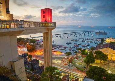 Gün batımı kenti Salvador Bahia, Brezilya için