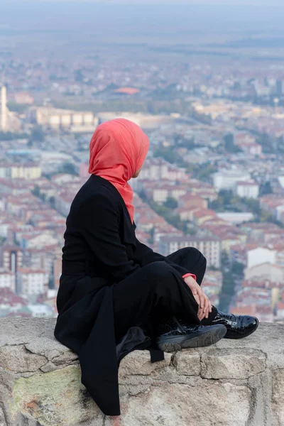 Muslim Tourist Model Sitting Ruins Afyon Castle Looking City Famuos — Stock Photo, Image