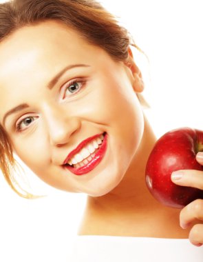 elinde kırmızı bir elma ile genç kız