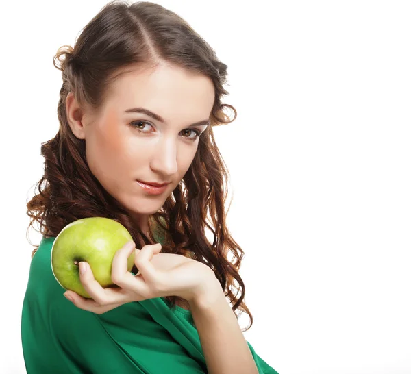 Ung glad leende kvinna med grönt äpple — Stockfoto