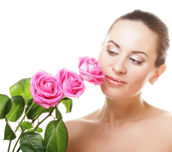 Mulher com buquê de rosas rosa — Fotografia de Stock