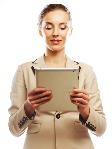 Femme d'affaires utilise une tablette mobile Images De Stock Libres De Droits