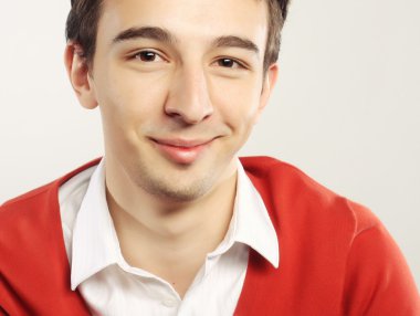 Yakışıklı genç adam portresi