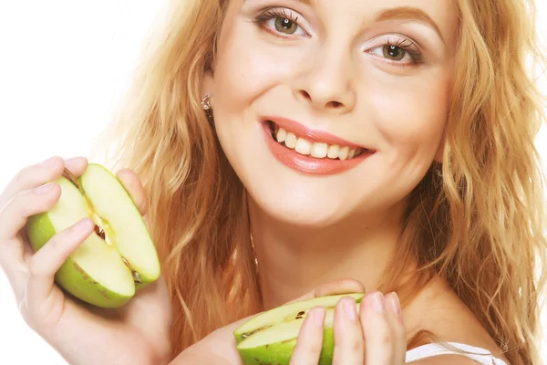 Boldog nő zöld almával — Stock Fotó